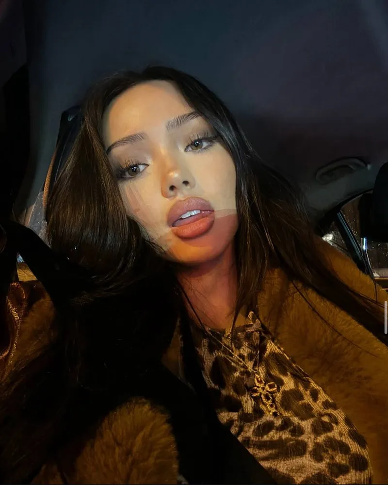 İstanbul Taksim Karya Escort Escort Bayan İlan Fotoğrafı
