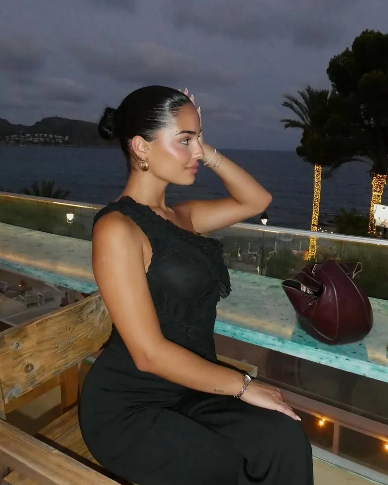 Esenyurt Escort Escort İlanı Pelin - %100 Gerçek Fotoğraflı Randevu