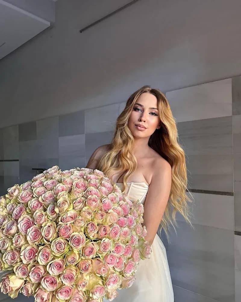 Funda | Besiktas VIP Escort | ISTANBUL ESCORT BAYAN