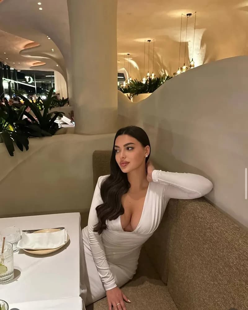 Buse | Bakirkoy VIP Escort | ISTANBUL ESCORT BAYAN